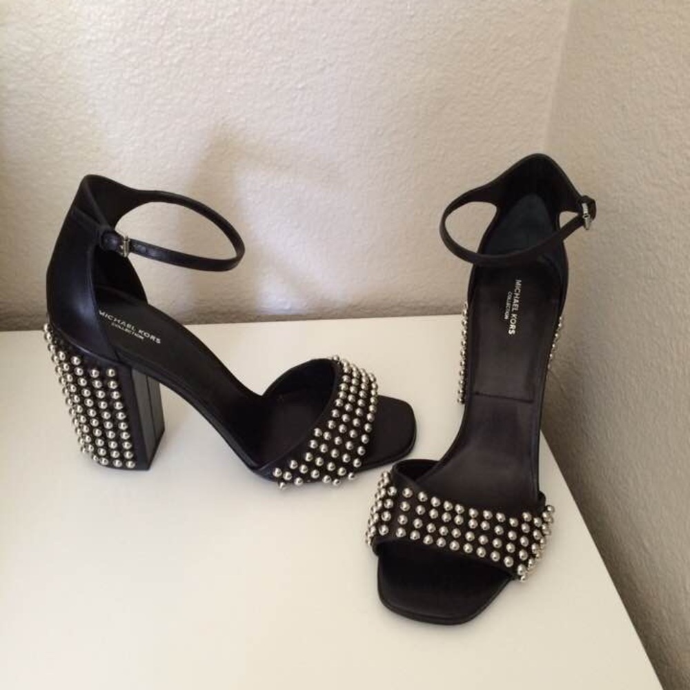 Rosa Studded Leather Sandel Michael Kors Collection black